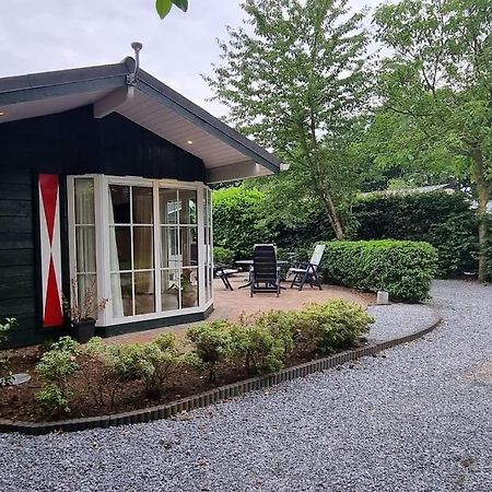 Fijn Chalet Met Grote Tuin Op De Veluwe Villa Epe Exterior foto