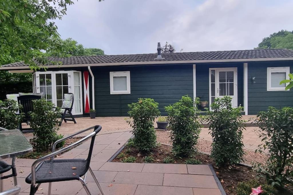 Fijn Chalet Met Grote Tuin Op De Veluwe Villa Epe Exterior foto